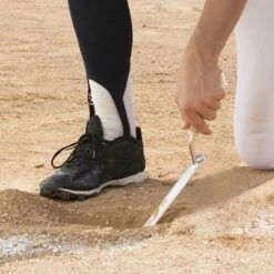 Champion Base Dirt Dig Out Tool, DT10