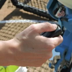 Jugs BP3 Softball Pitching Machine -SOFTBALL Sales a33 716 05